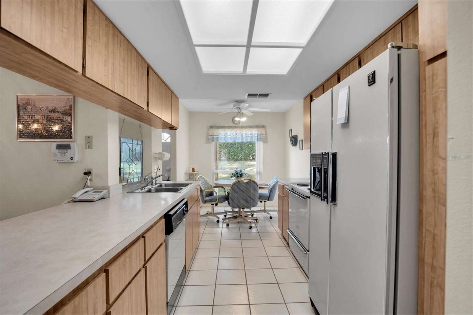 Image 11 of 44 For 11030 Linkside Drive 11030