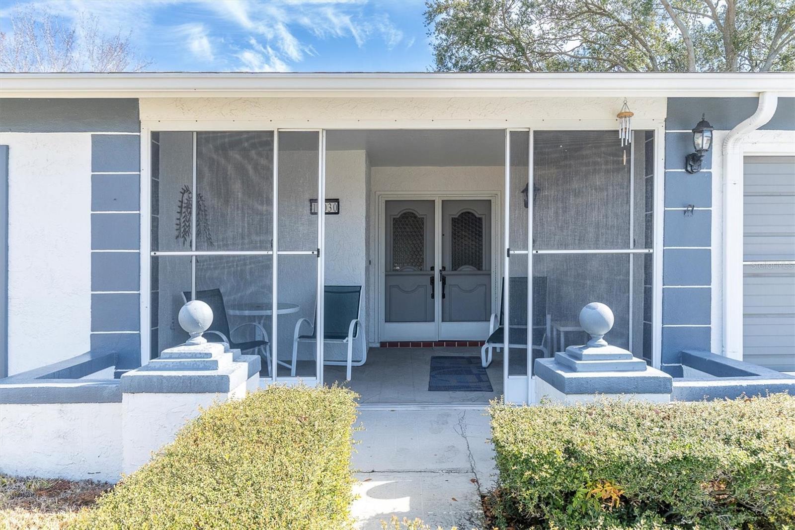 Image 2 of 44 For 11030 Linkside Drive 11030