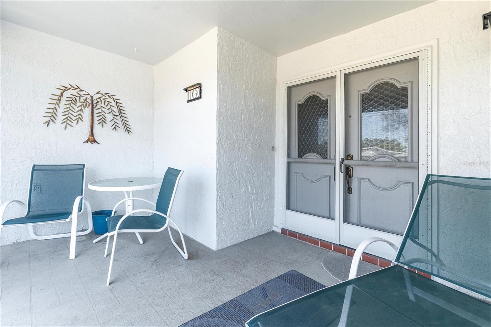 Image 3 of 44 For 11030 Linkside Drive 11030
