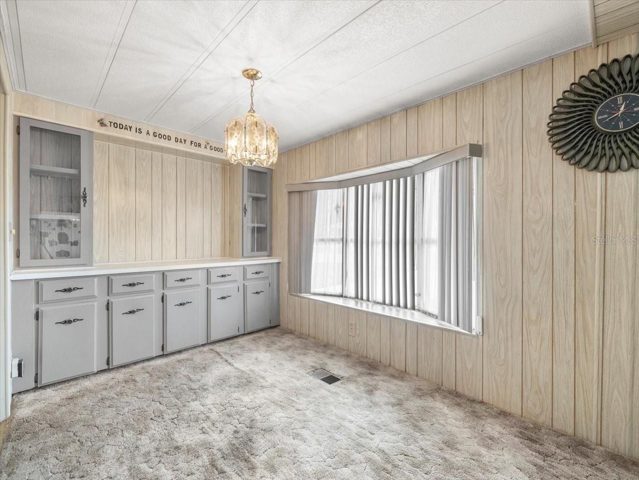 Image 14 of 38 For 8221 Highpoint Boulevard