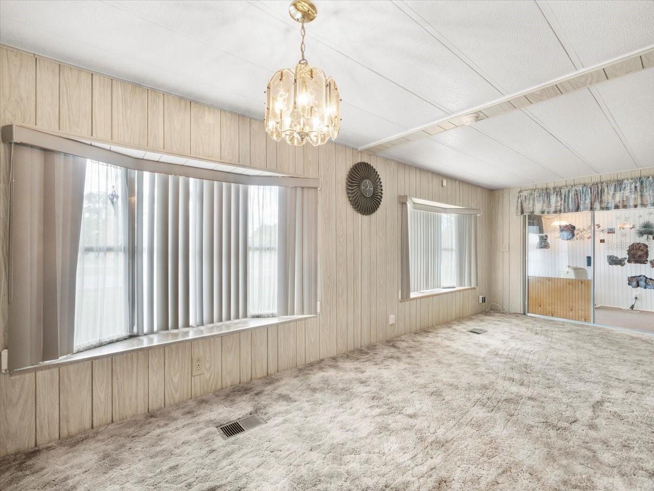 Image 16 of 38 For 8221 Highpoint Boulevard