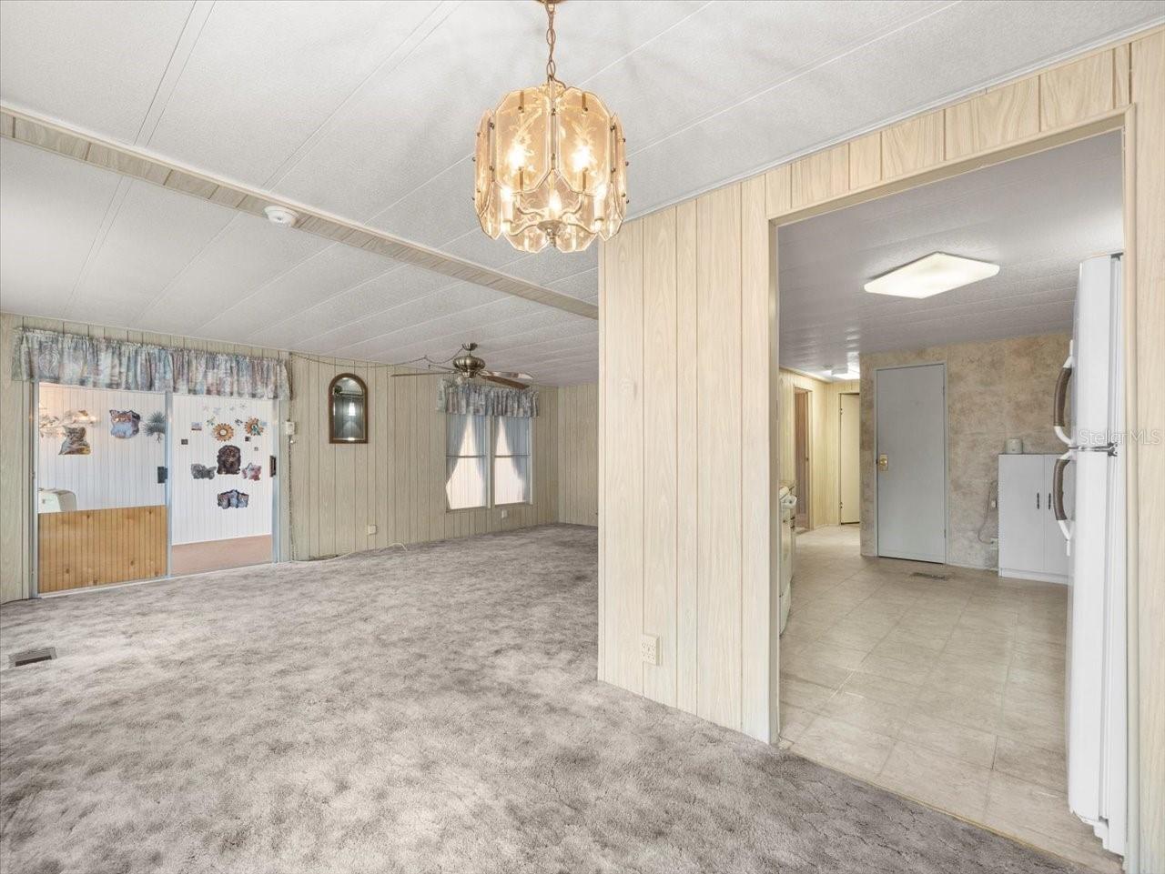 Image 17 of 38 For 8221 Highpoint Boulevard