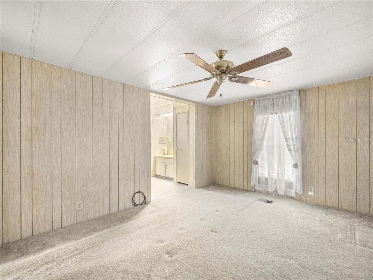 Image 28 of 38 For 8221 Highpoint Boulevard