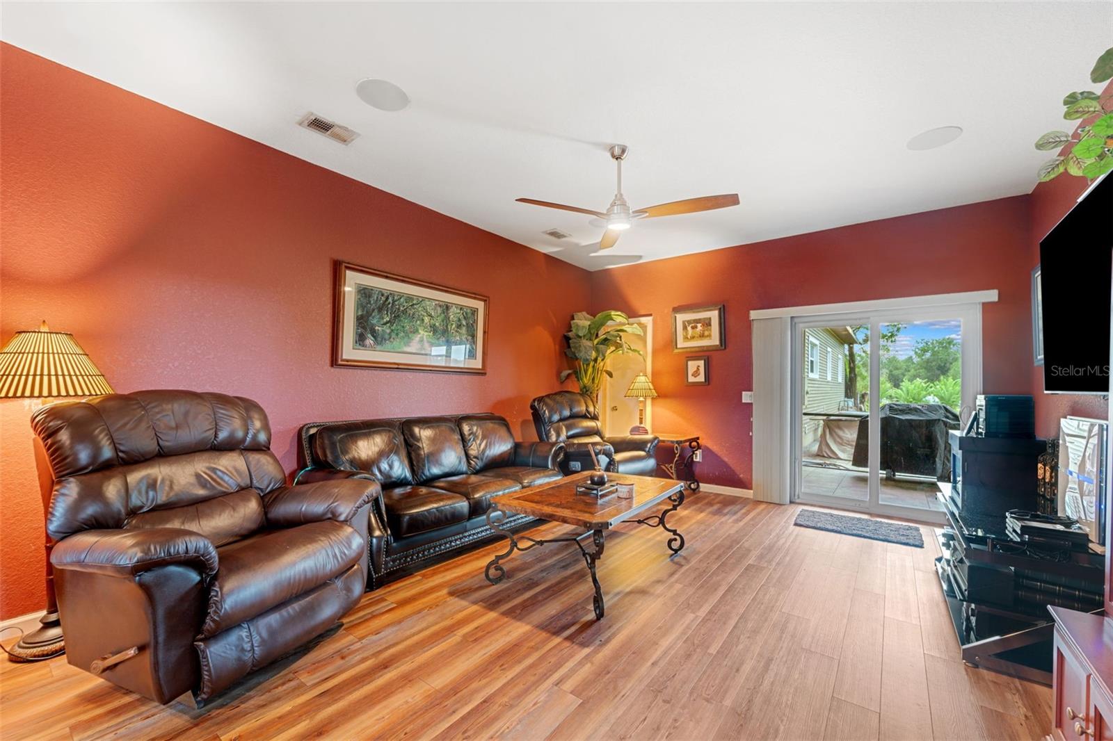 Listing photo id 28 for 14887 Buczak Road