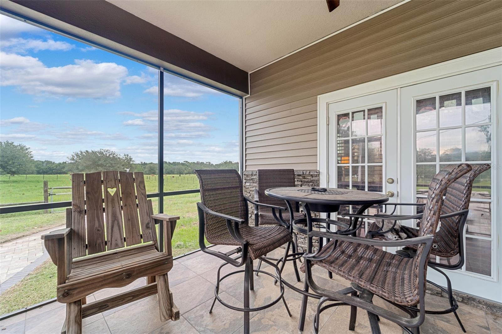 Listing photo id 40 for 14887 Buczak Road