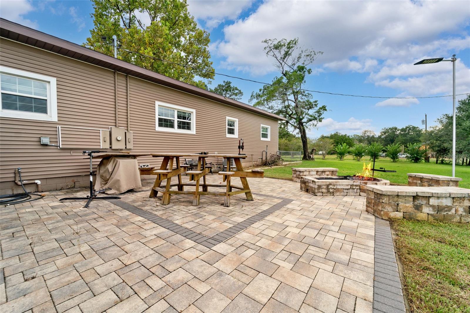 Listing photo id 43 for 14887 Buczak Road