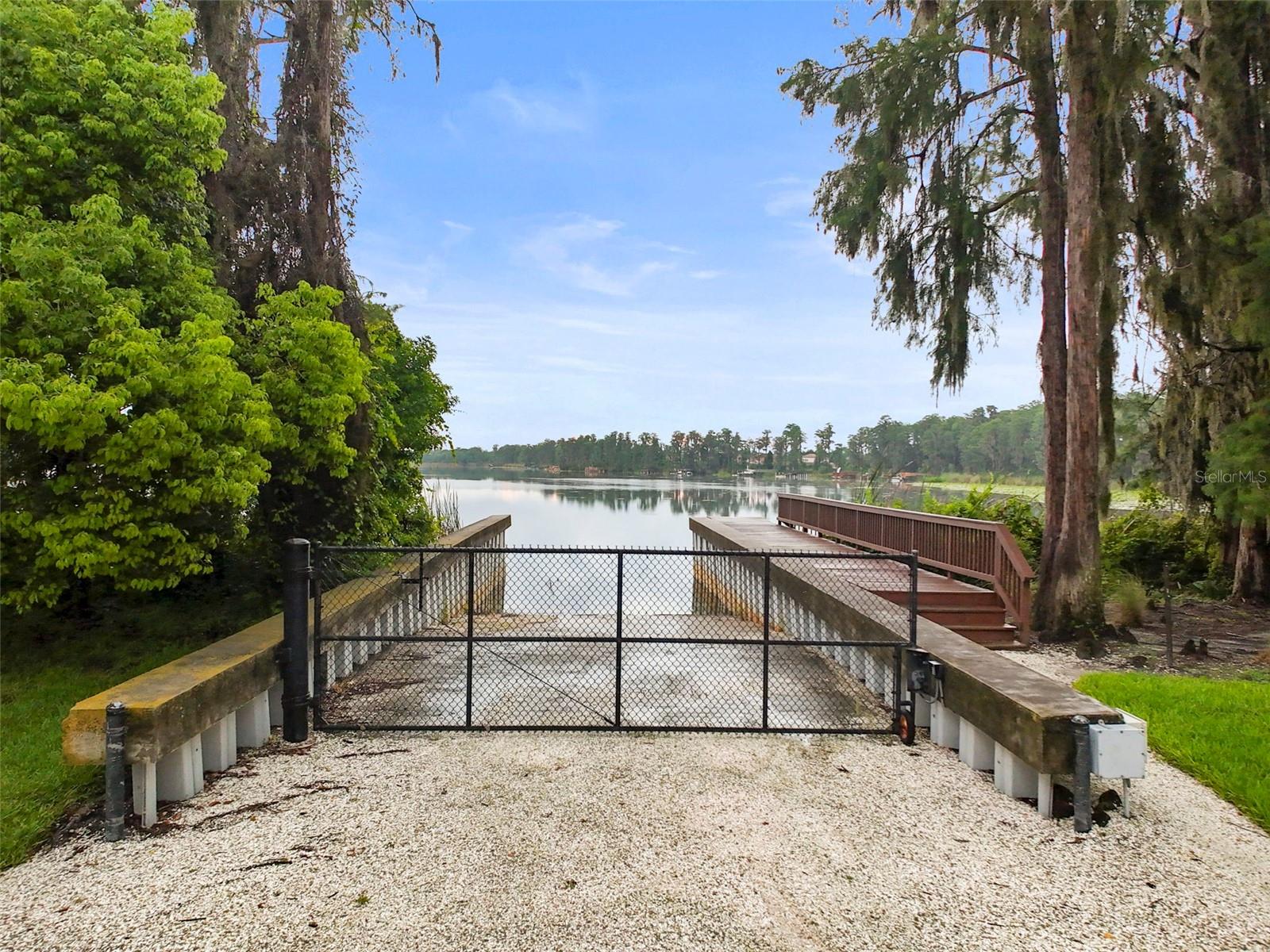 Image 47 of 53 For 11336 Oyster Bay Circle