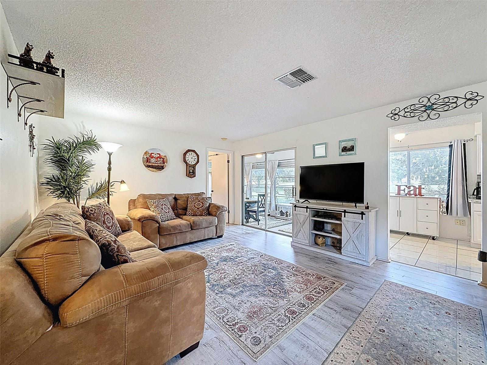 Image 11 of 53 For 7540 St Andrews Boulevard 7536