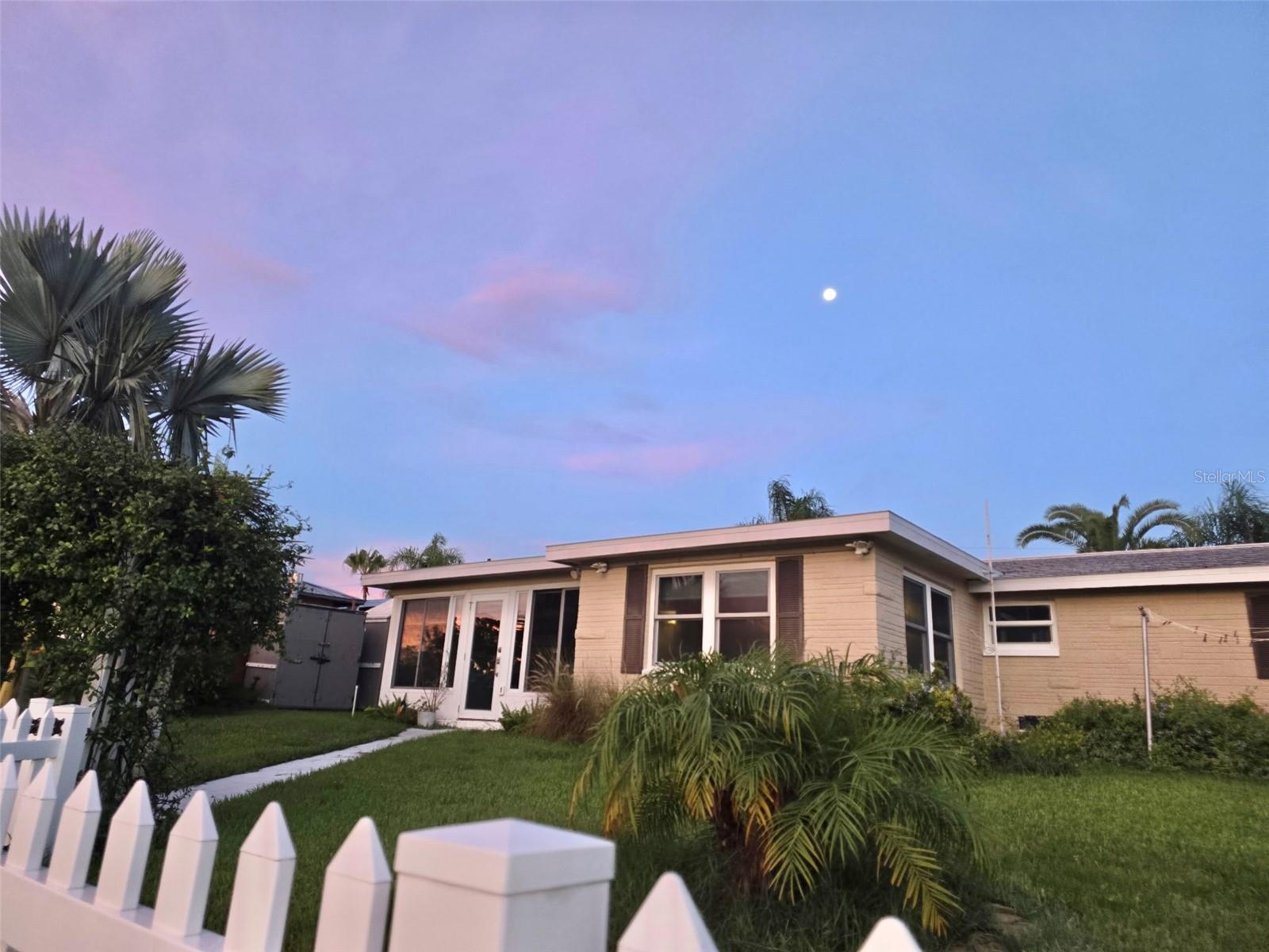 Image 11 of 26 For 1354 Linstock Drive