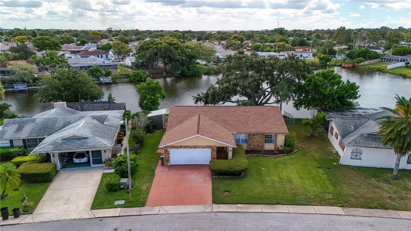 Image 36 of 44 For 9400 Lake Christina Lane
