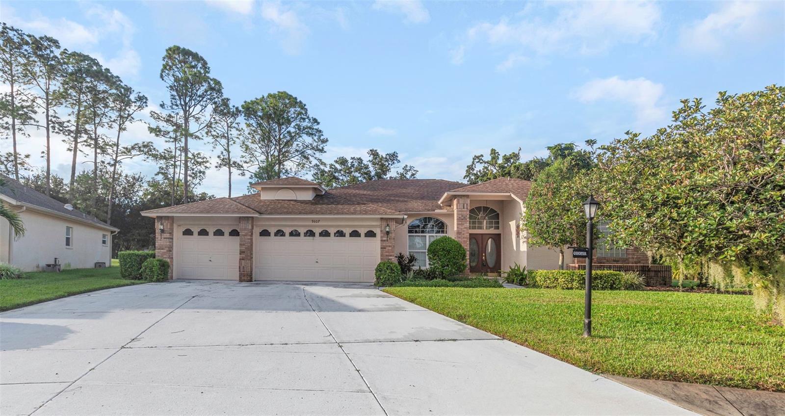 Details for 9807 Oakwood Hills Court, NEW PORT RICHEY, FL 34655