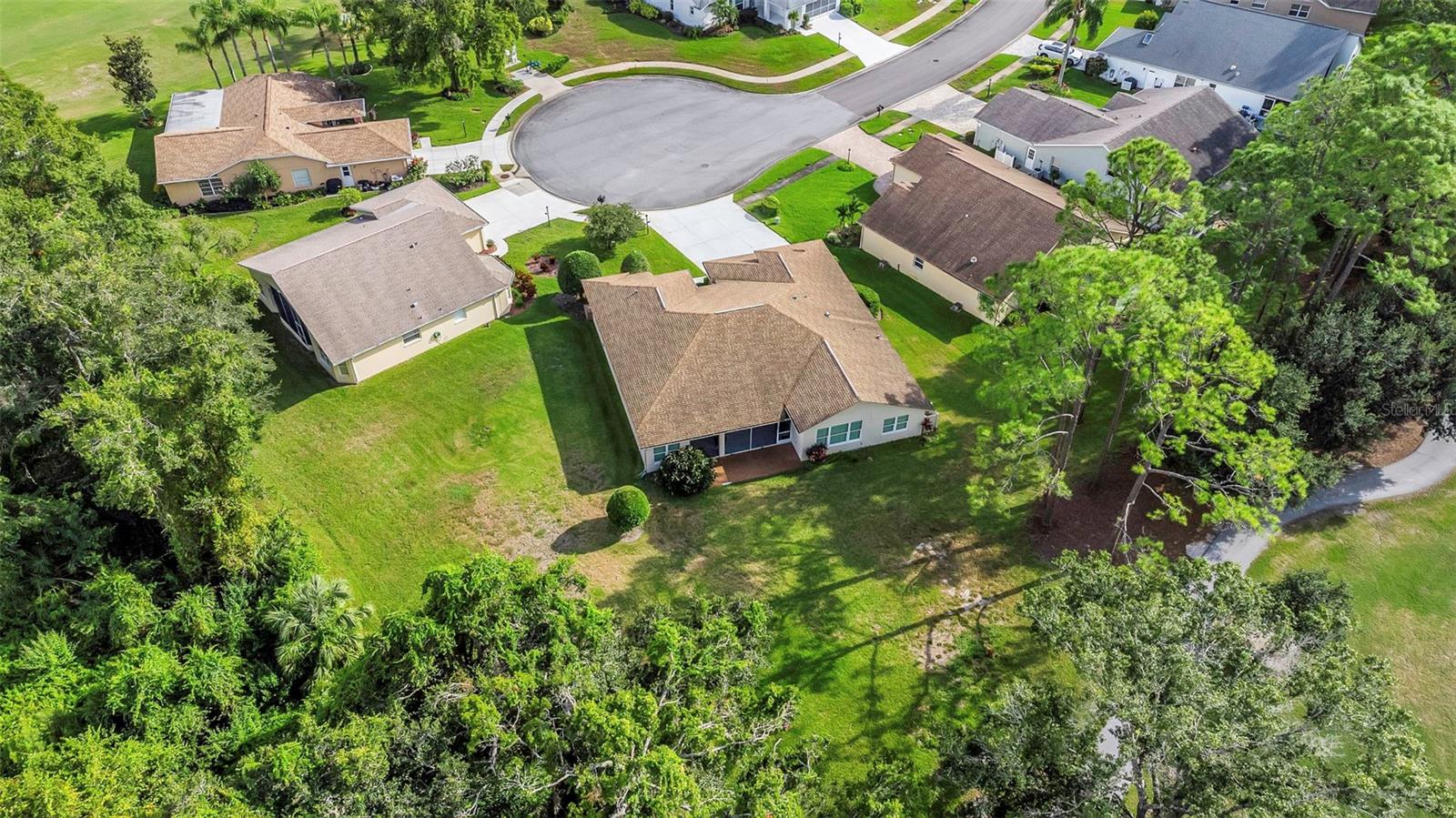 Image 11 of 47 For 9807 Oakwood Hills Court