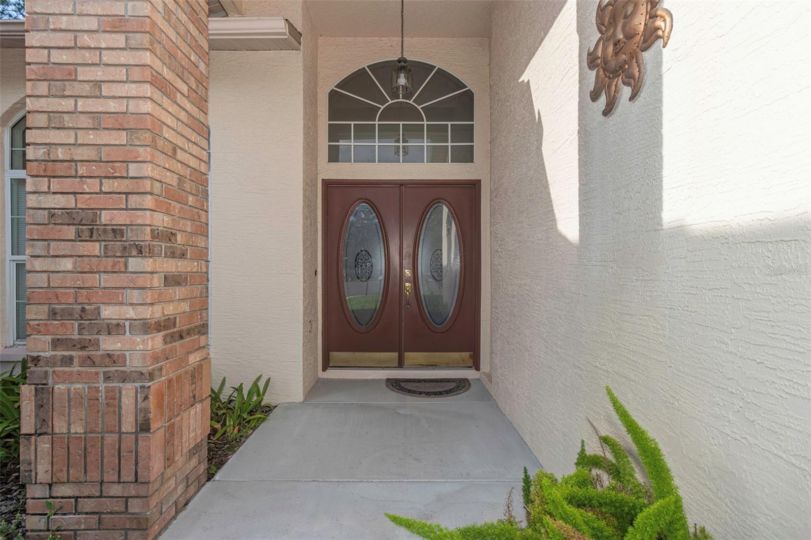 Image 2 of 47 For 9807 Oakwood Hills Court