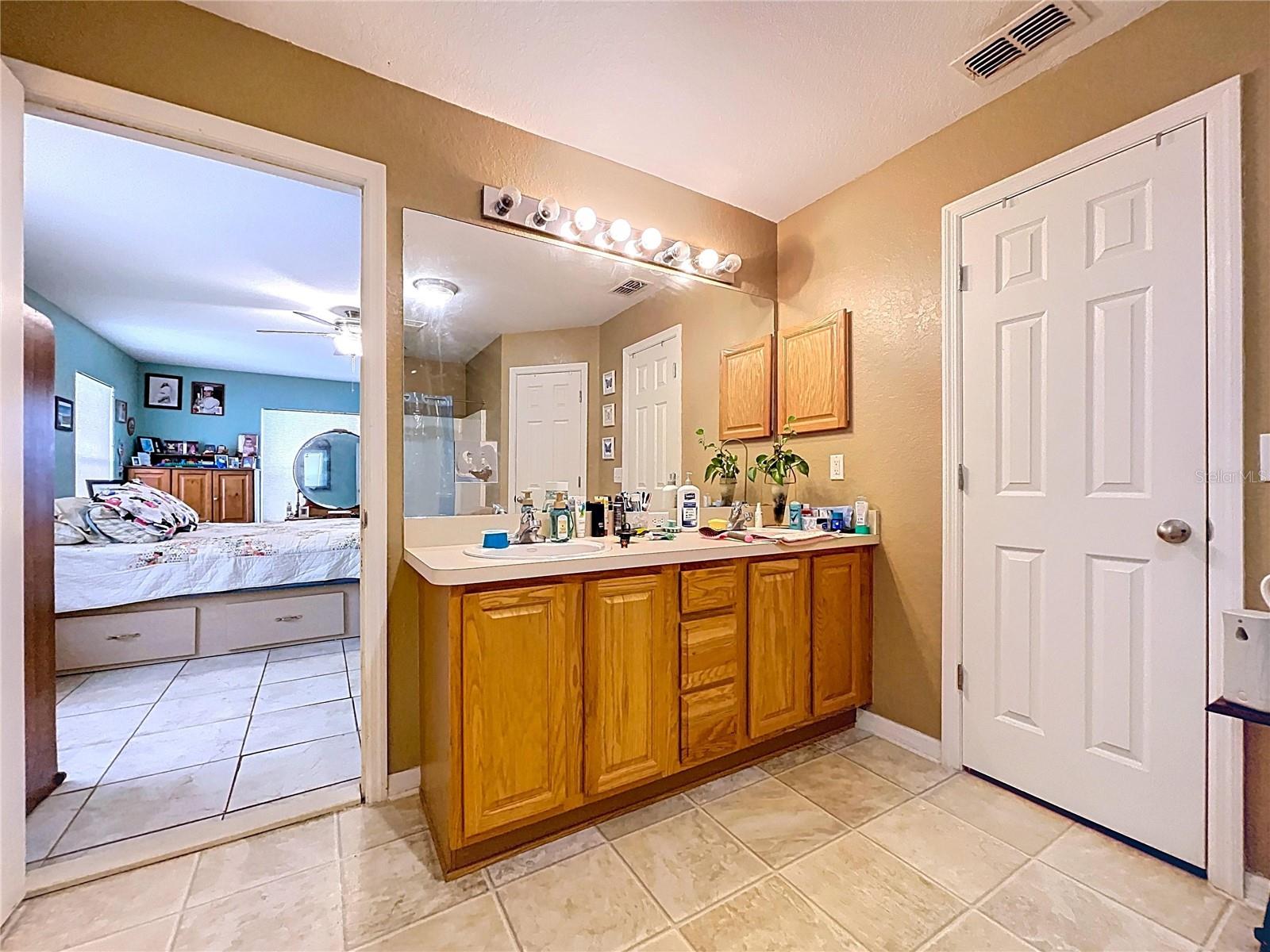 Image 33 of 39 For 4372 Odin Street