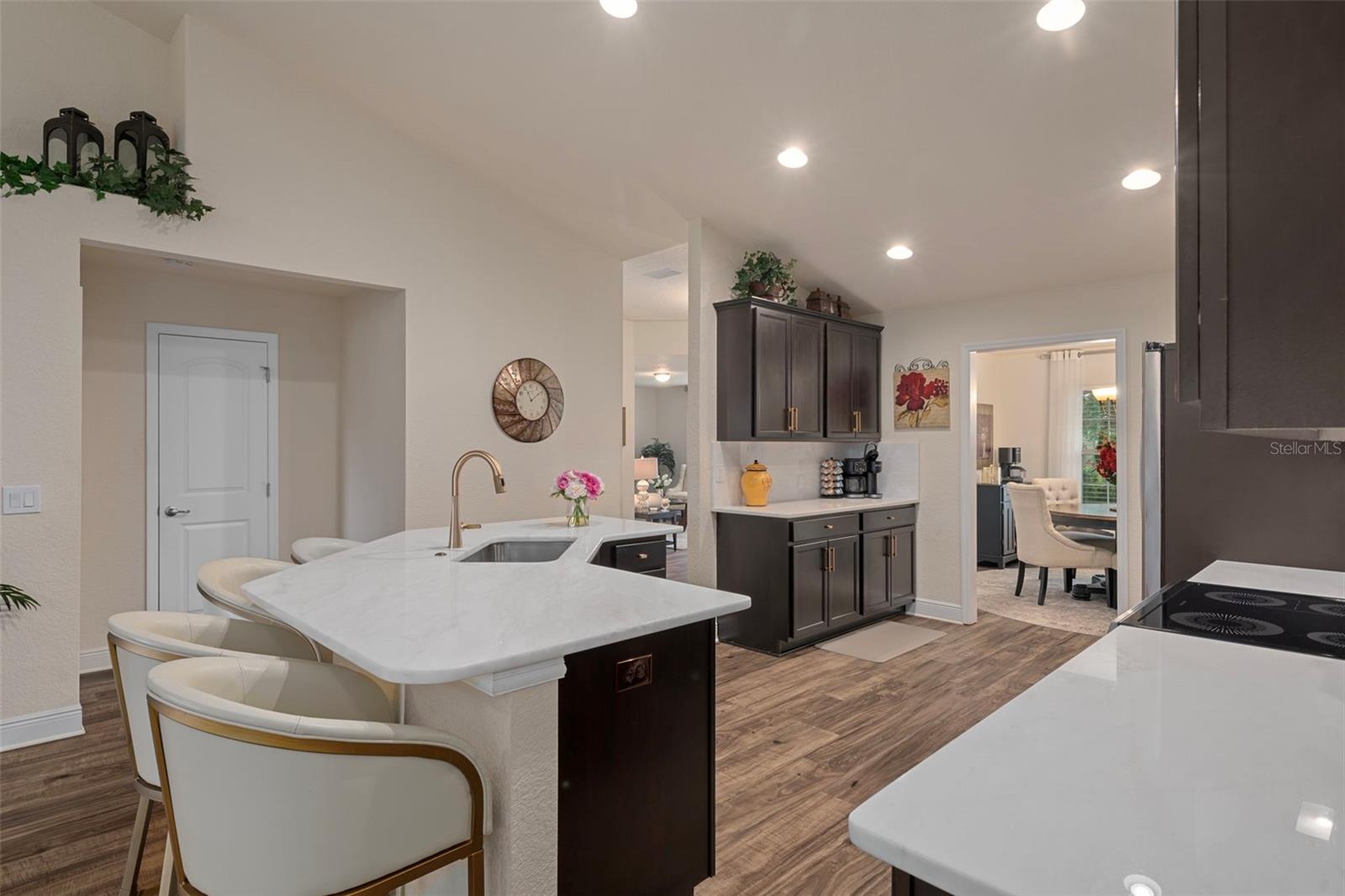 Image 24 of 59 For 6806 Wirevine Drive