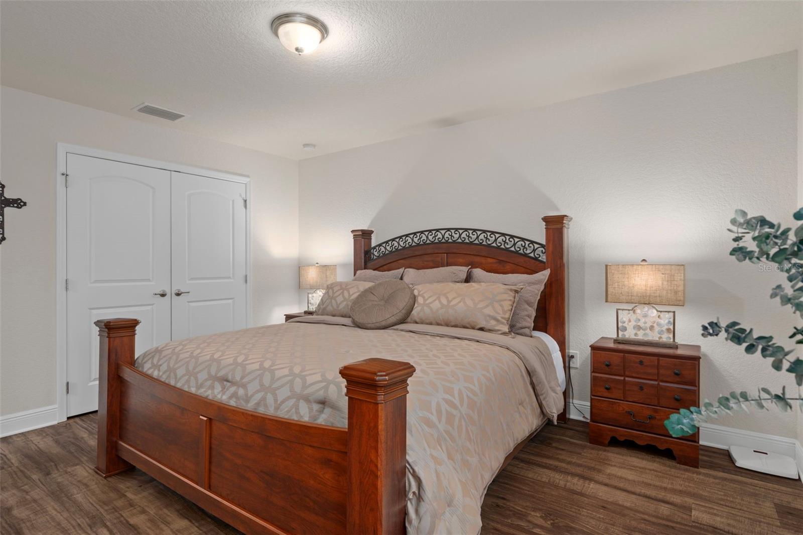 Image 41 of 59 For 6806 Wirevine Drive
