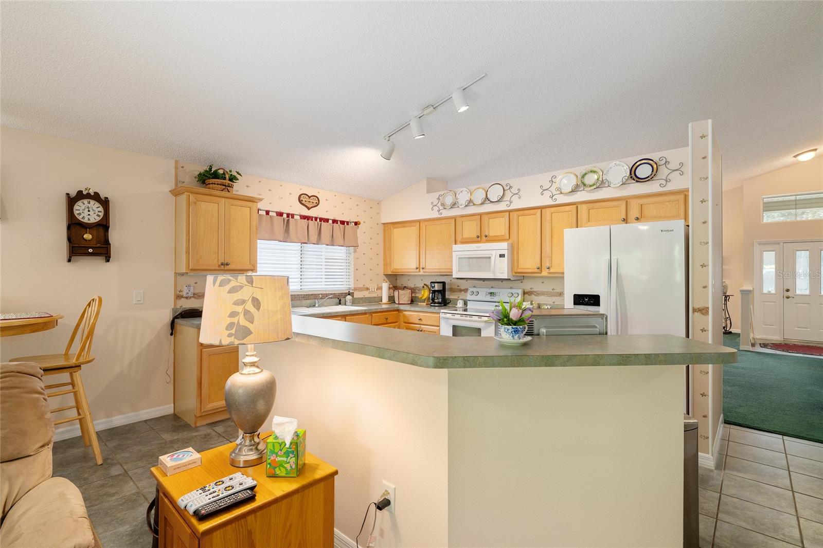 Image 16 of 37 For 24817 Cranes Roost Circle