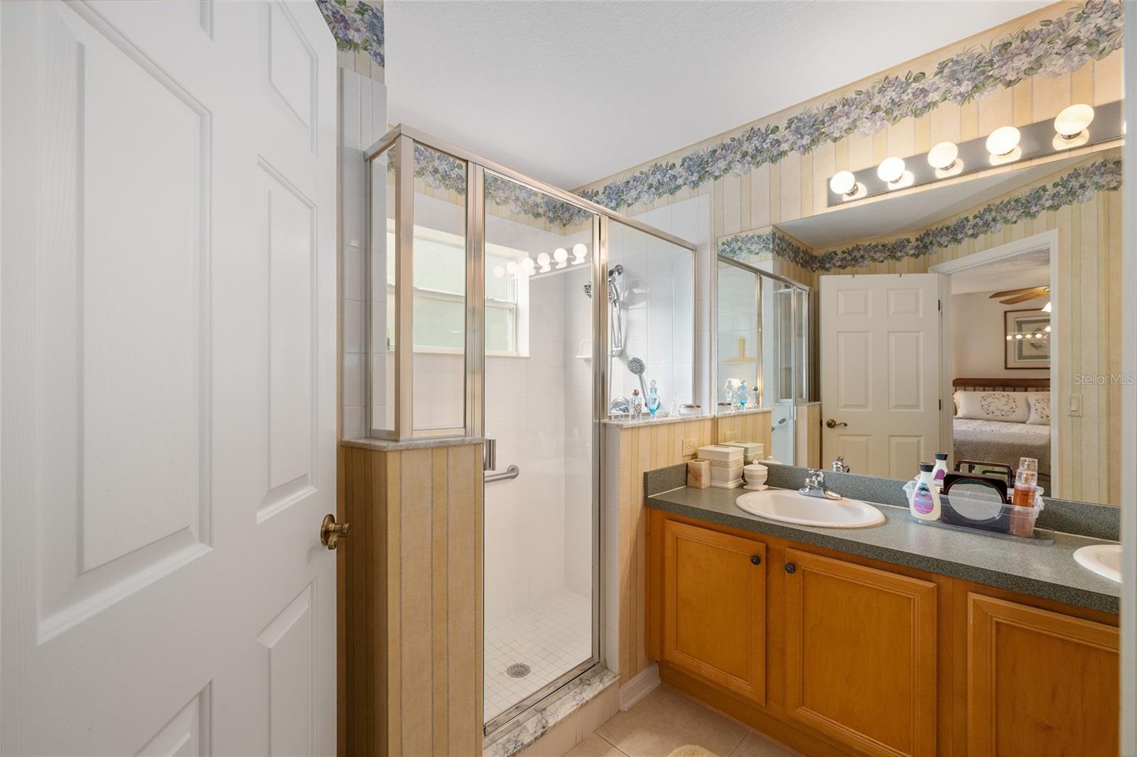 Image 25 of 37 For 24817 Cranes Roost Circle