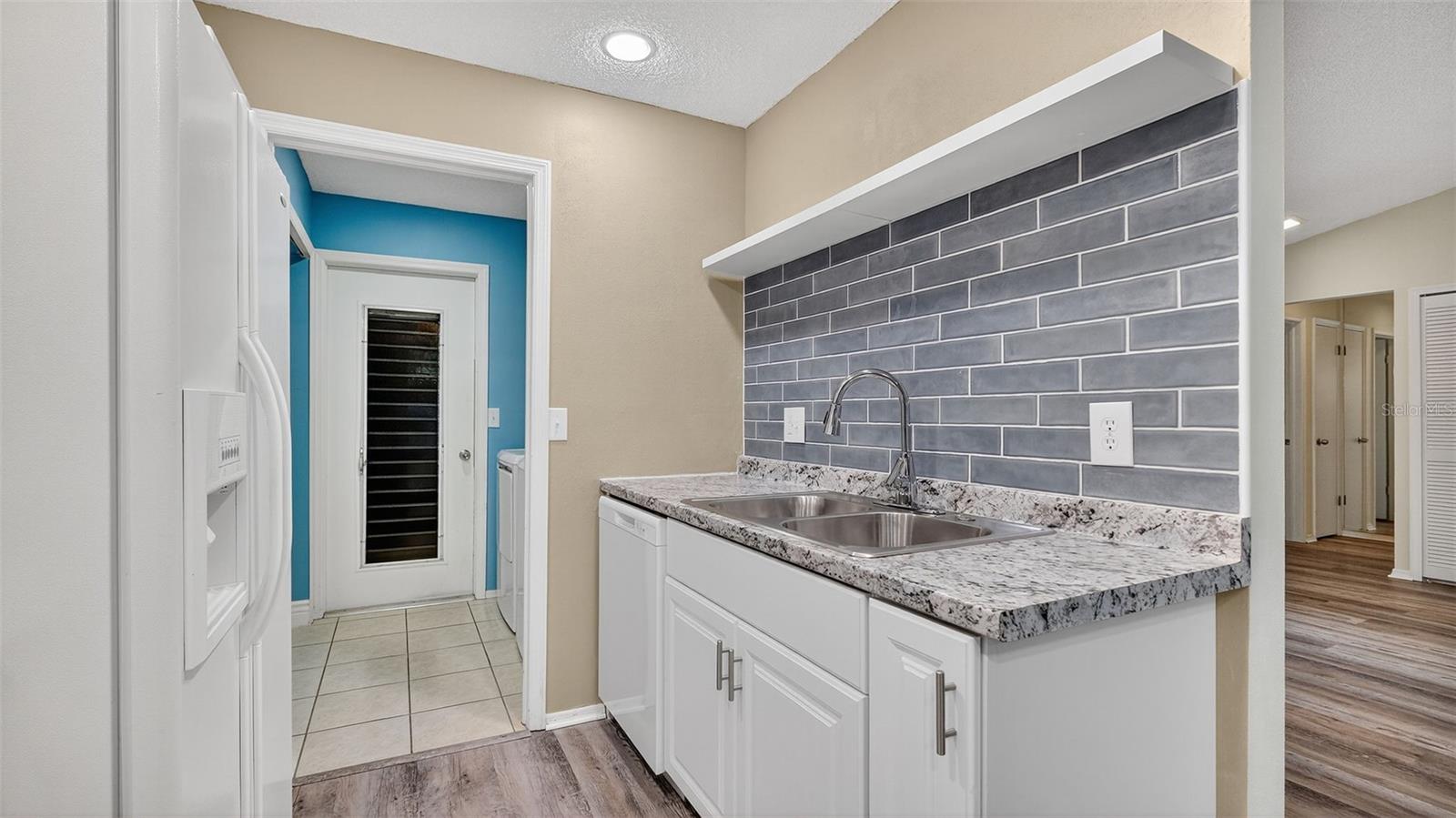 Image 15 of 42 For 7280 Scotland Circle