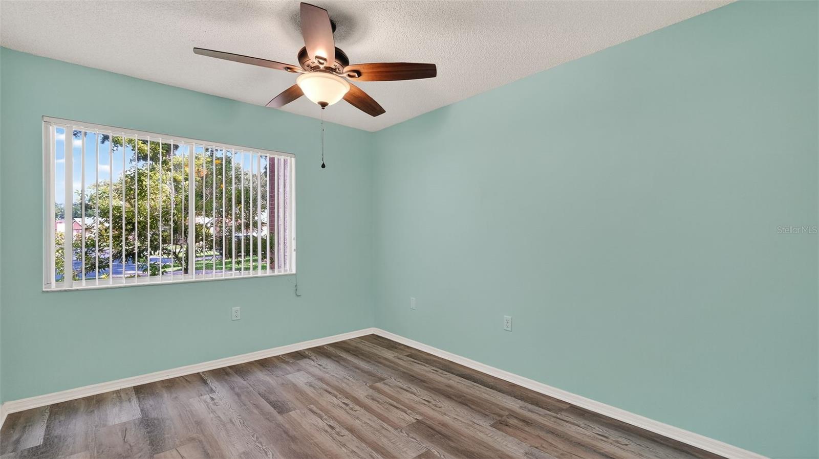Image 29 of 42 For 7280 Scotland Circle