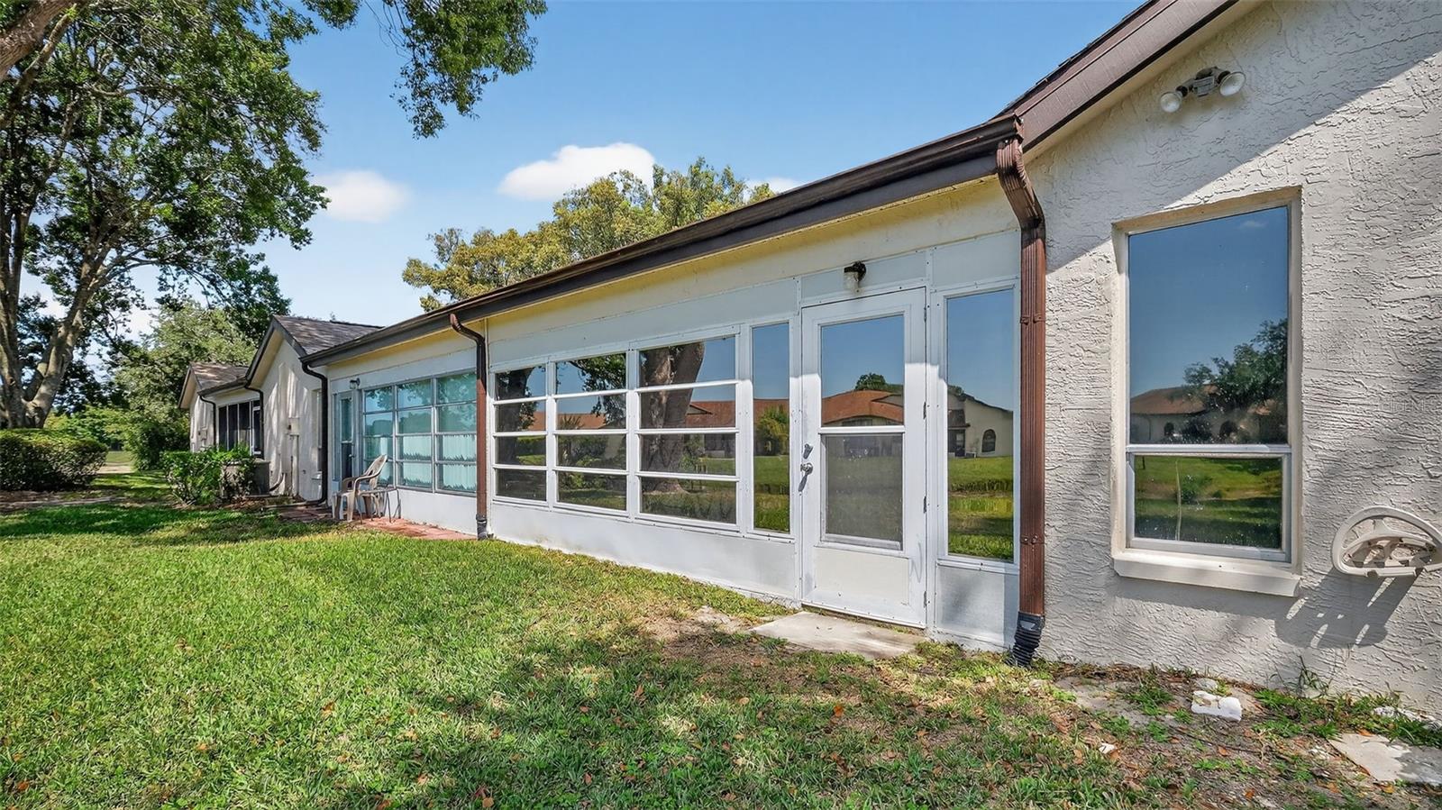 Image 7 of 42 For 7280 Scotland Circle
