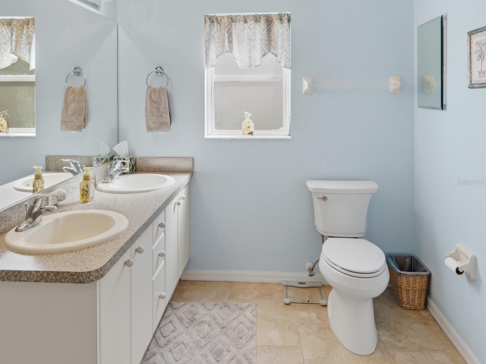 Image 30 of 70 For 18635 Myrtlewood Drive
