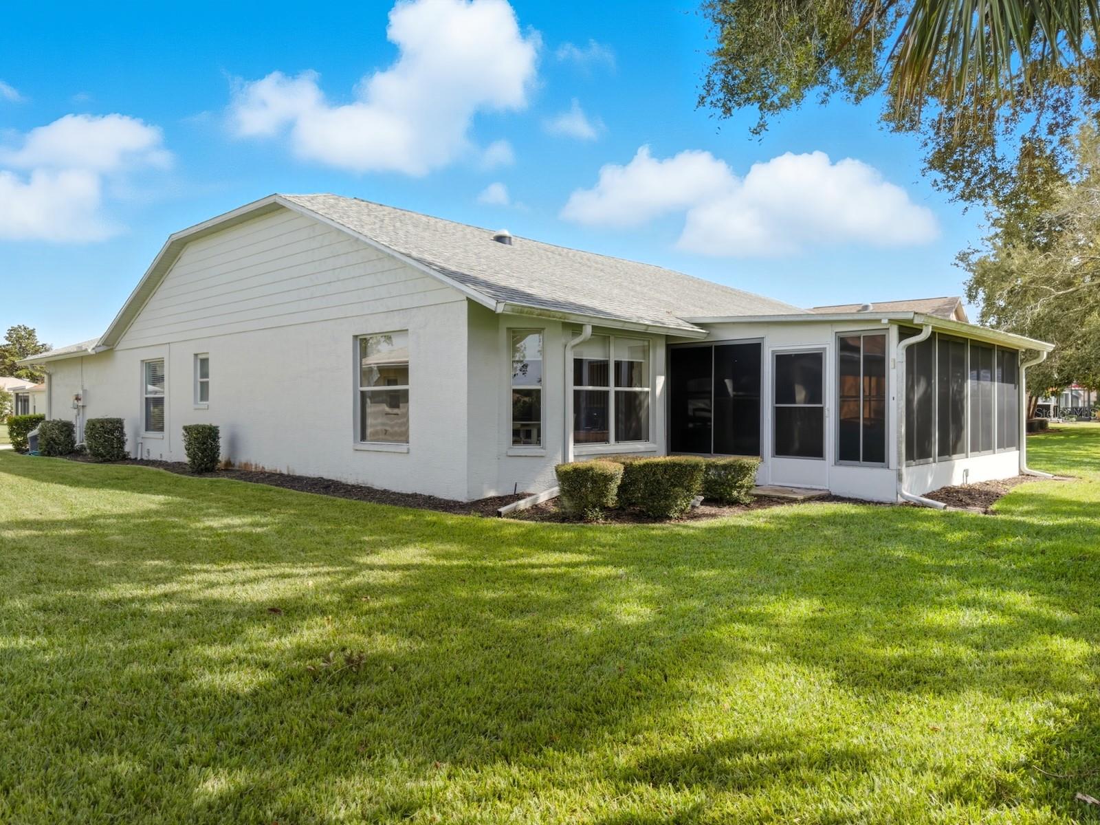 Image 43 of 70 For 18635 Myrtlewood Drive