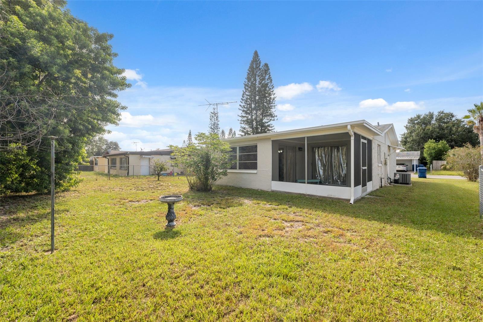 Image 20 of 25 For 3041 Fairmount Drive