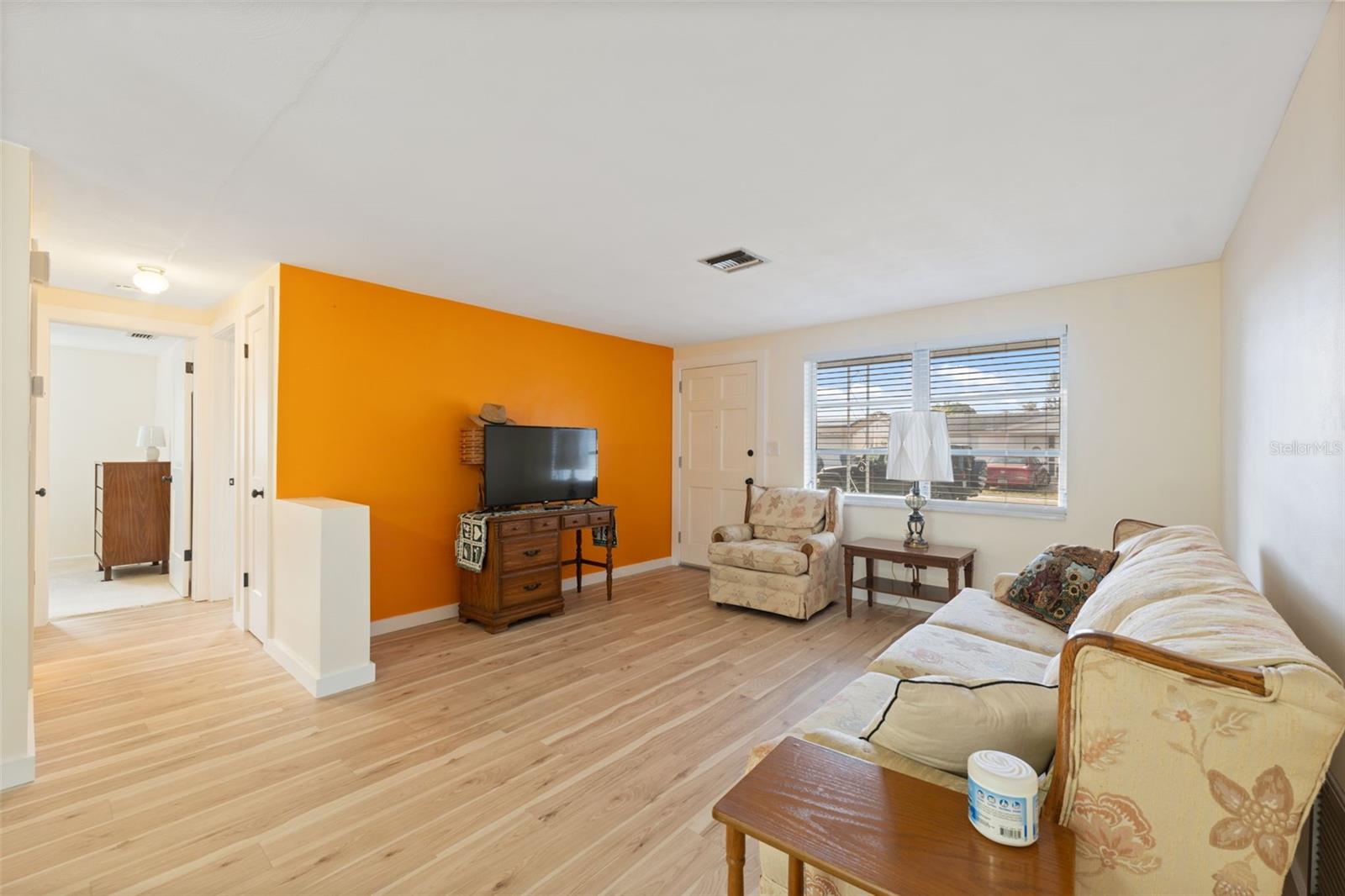 Image 4 of 25 For 3041 Fairmount Drive