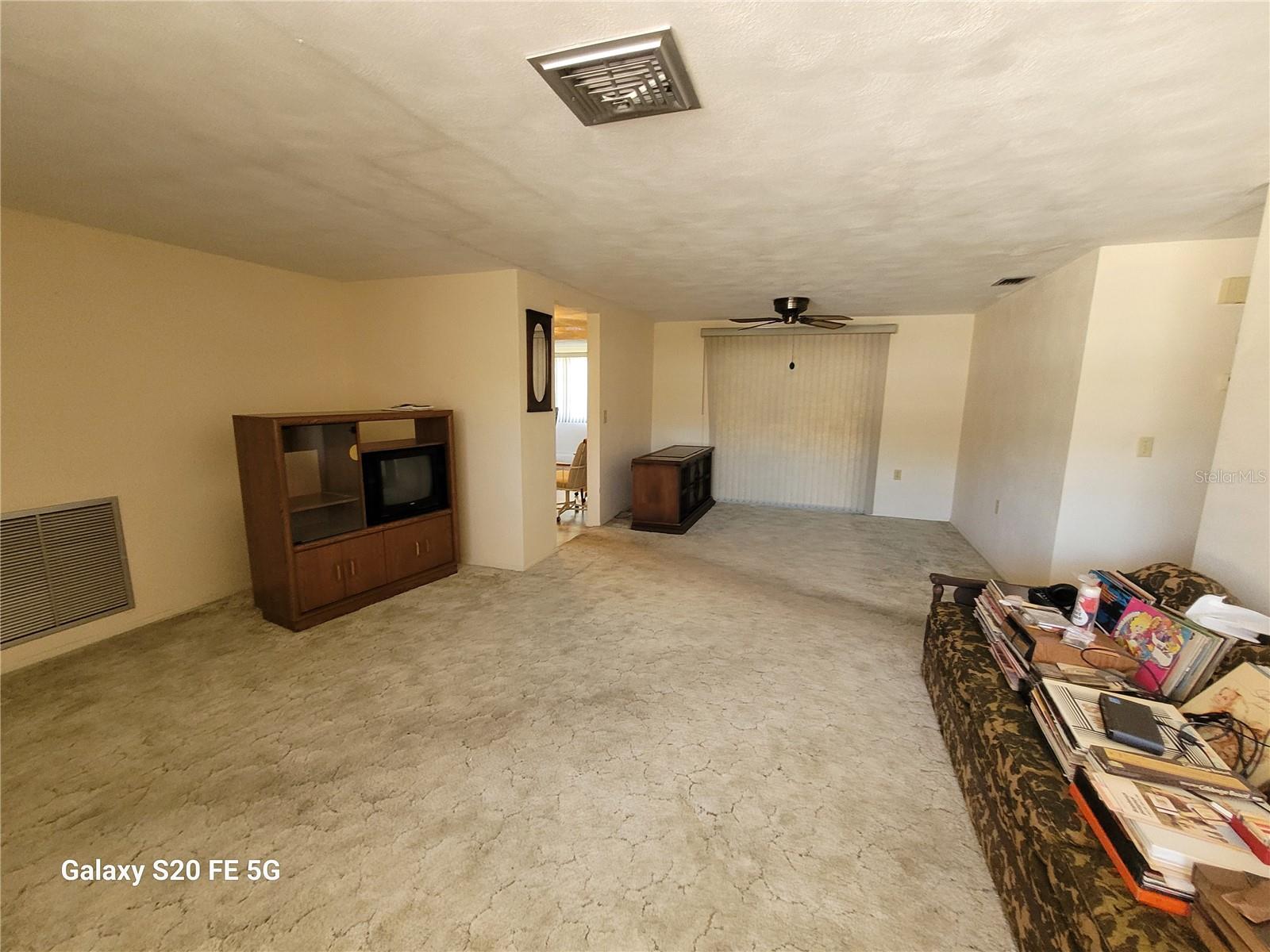Image 19 of 25 For 2826 Raven Drive