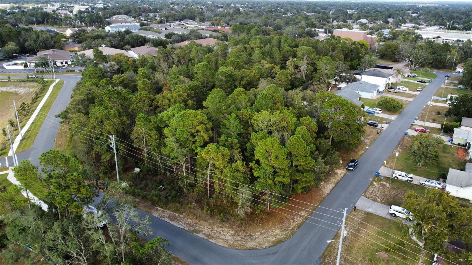 Image 3 of 7 For 3300 Alcan Avenue