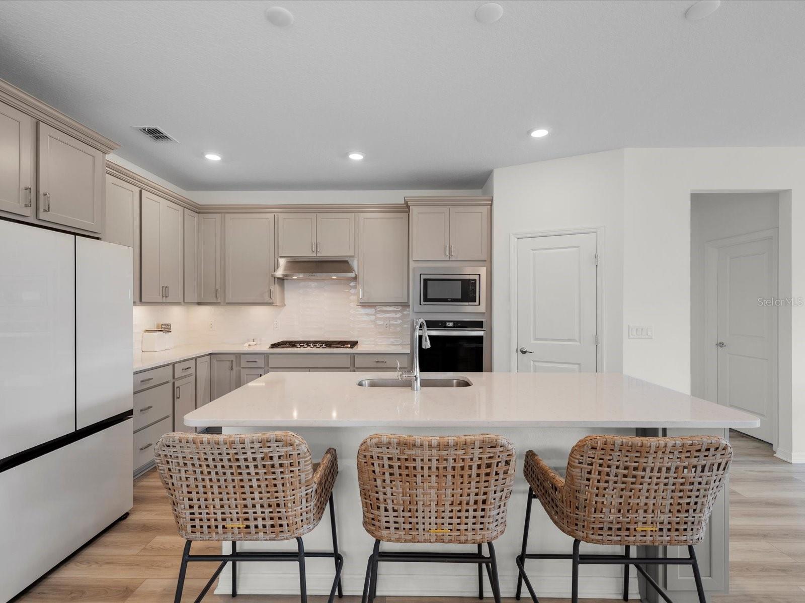 Image 4 of 61 For 3938 Maple Bay Lane