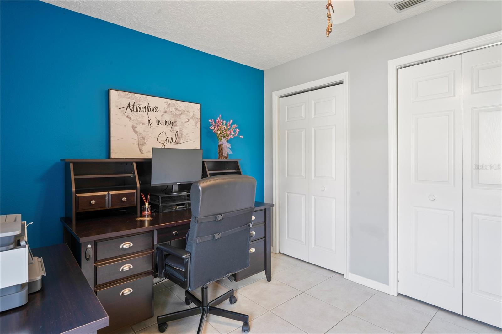 Listing photo id 30 for 9195 Lingrove Road