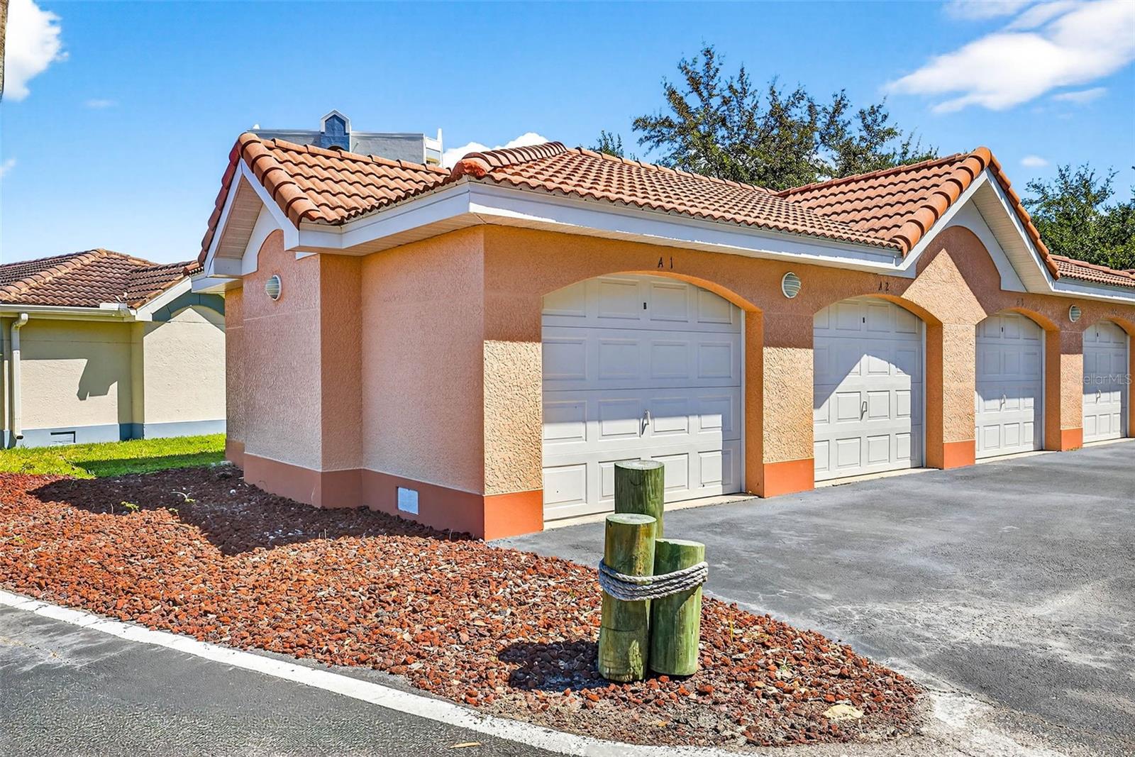 Image 4 of 49 For 4516 Seagull Drive 905