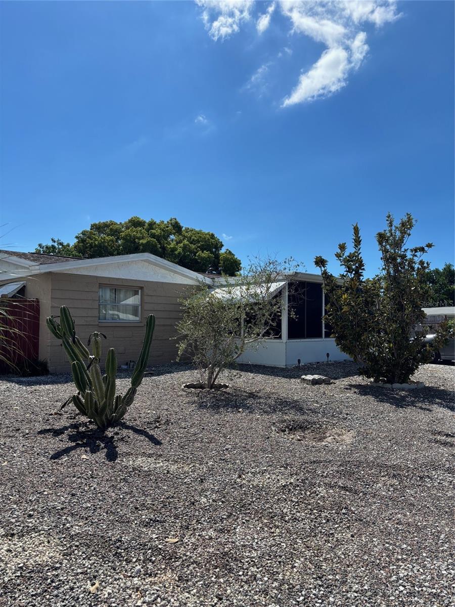 Image 15 of 15 For 4004 Cluster Drive