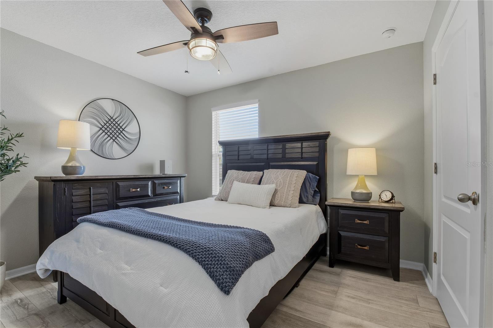 Image 30 of 60 For 2519 Delancey Street