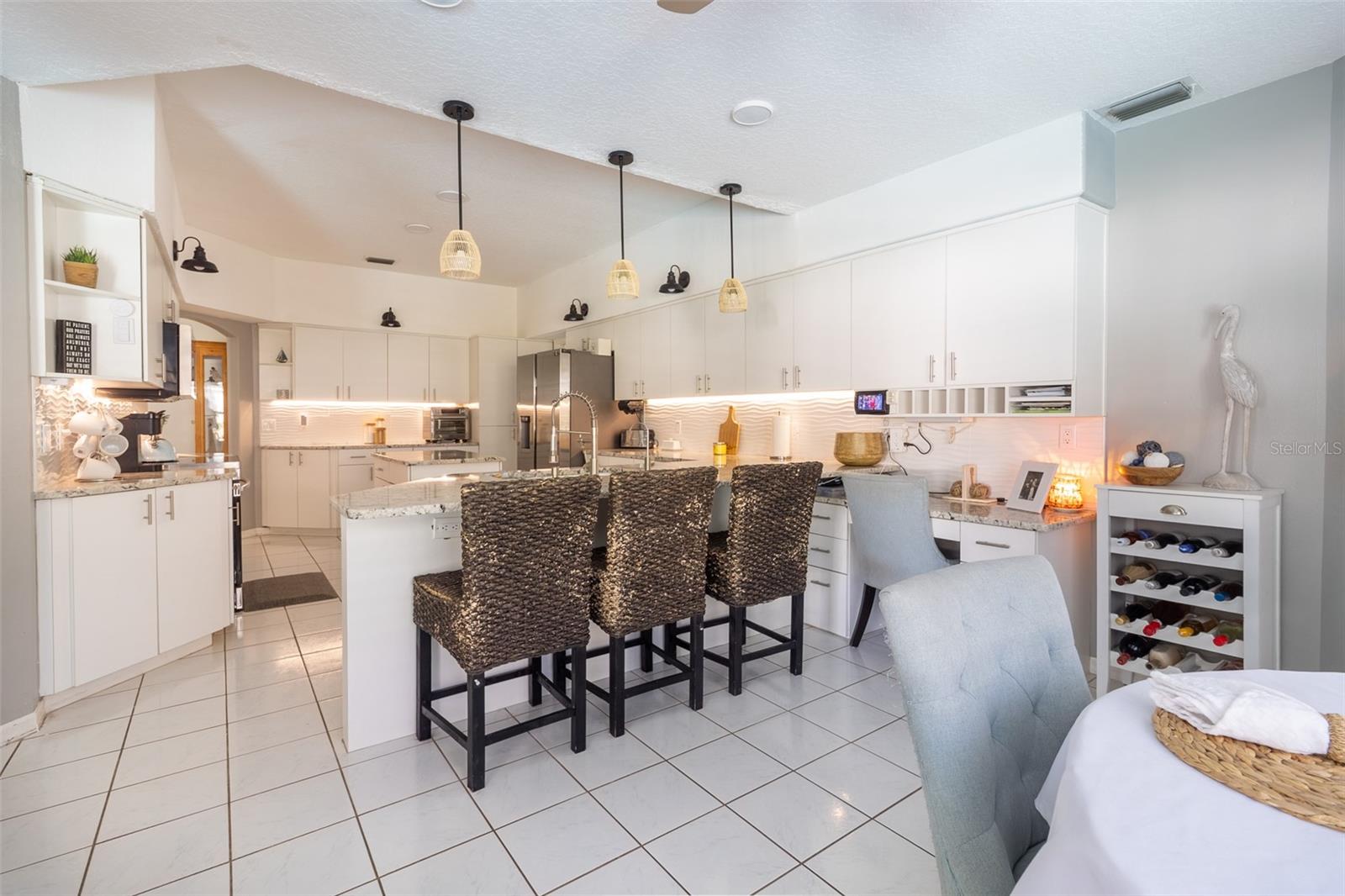 Image 13 of 41 For 12295 Comstock Street