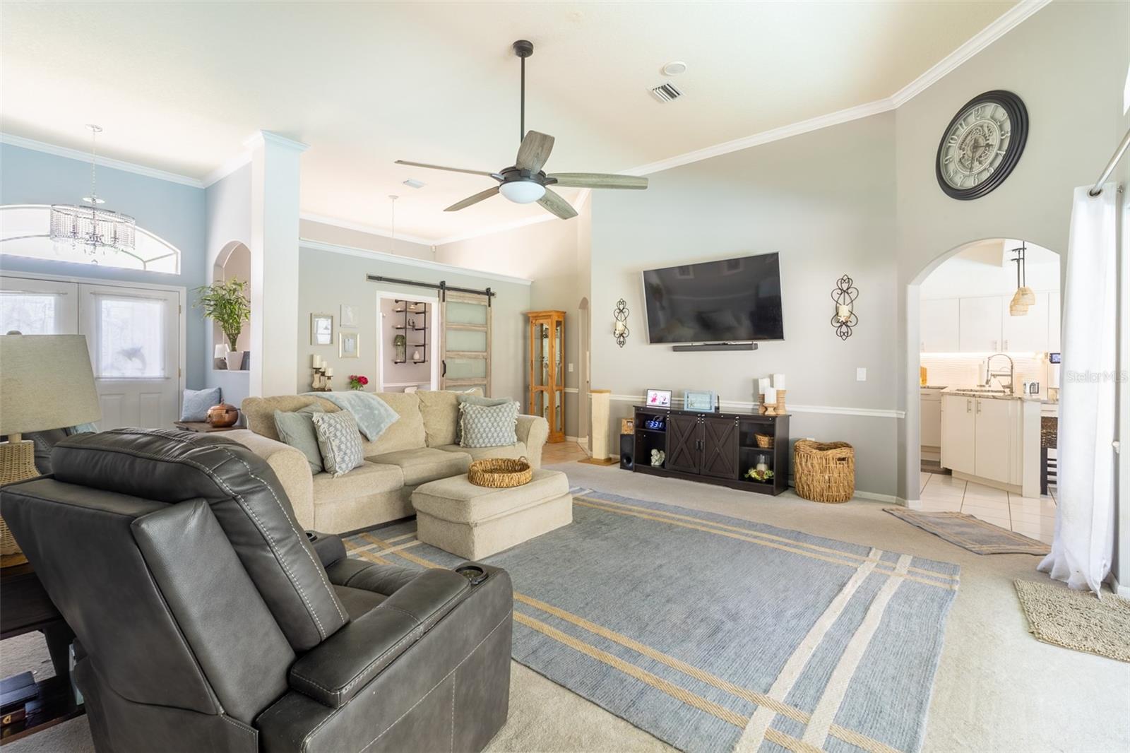 Image 6 of 41 For 12295 Comstock Street