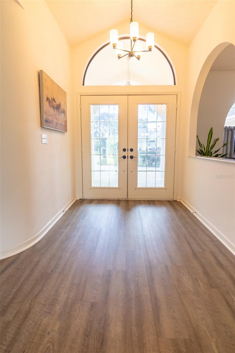 Image 8 of 31 For 13603 Glaze Brook Drive