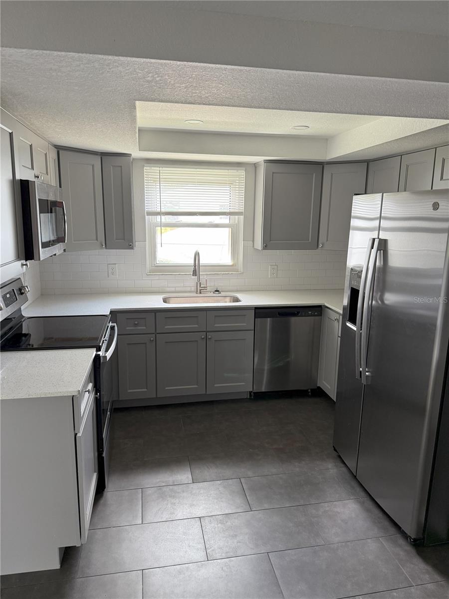 Image 2 of 9 For 9406 Gableton Lane