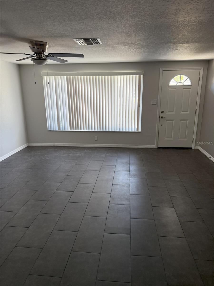 Image 3 of 9 For 9406 Gableton Lane