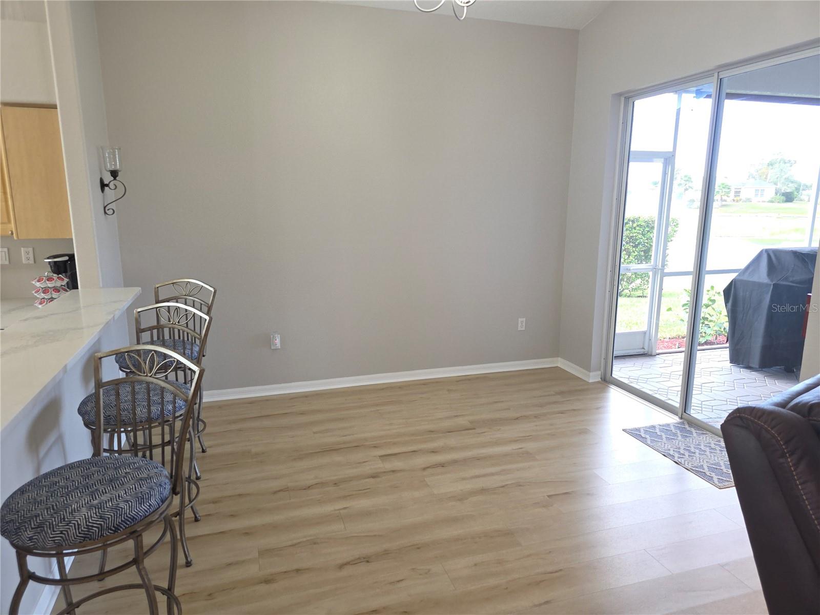 Image 10 of 33 For 9257 Bonnie Cove Drive