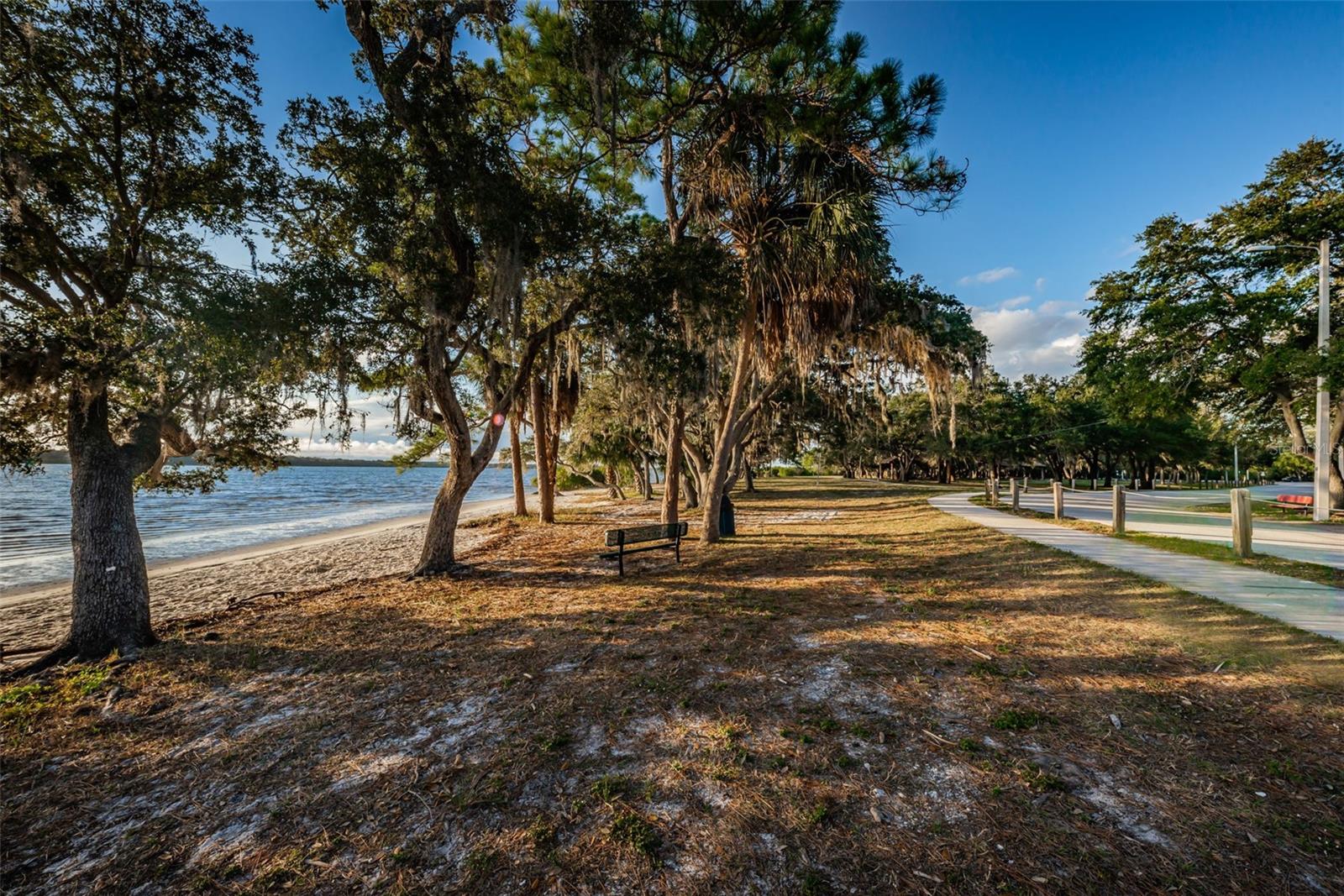 Image 44 of 84 For 646 Timber Bay Circle W