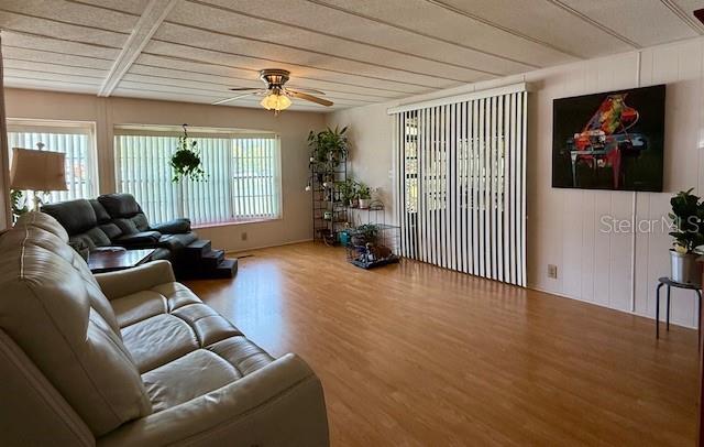 Image 10 of 41 For 12062 Formosa Street