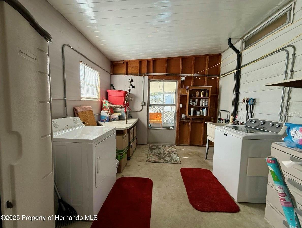 Image 28 of 41 For 12062 Formosa Street