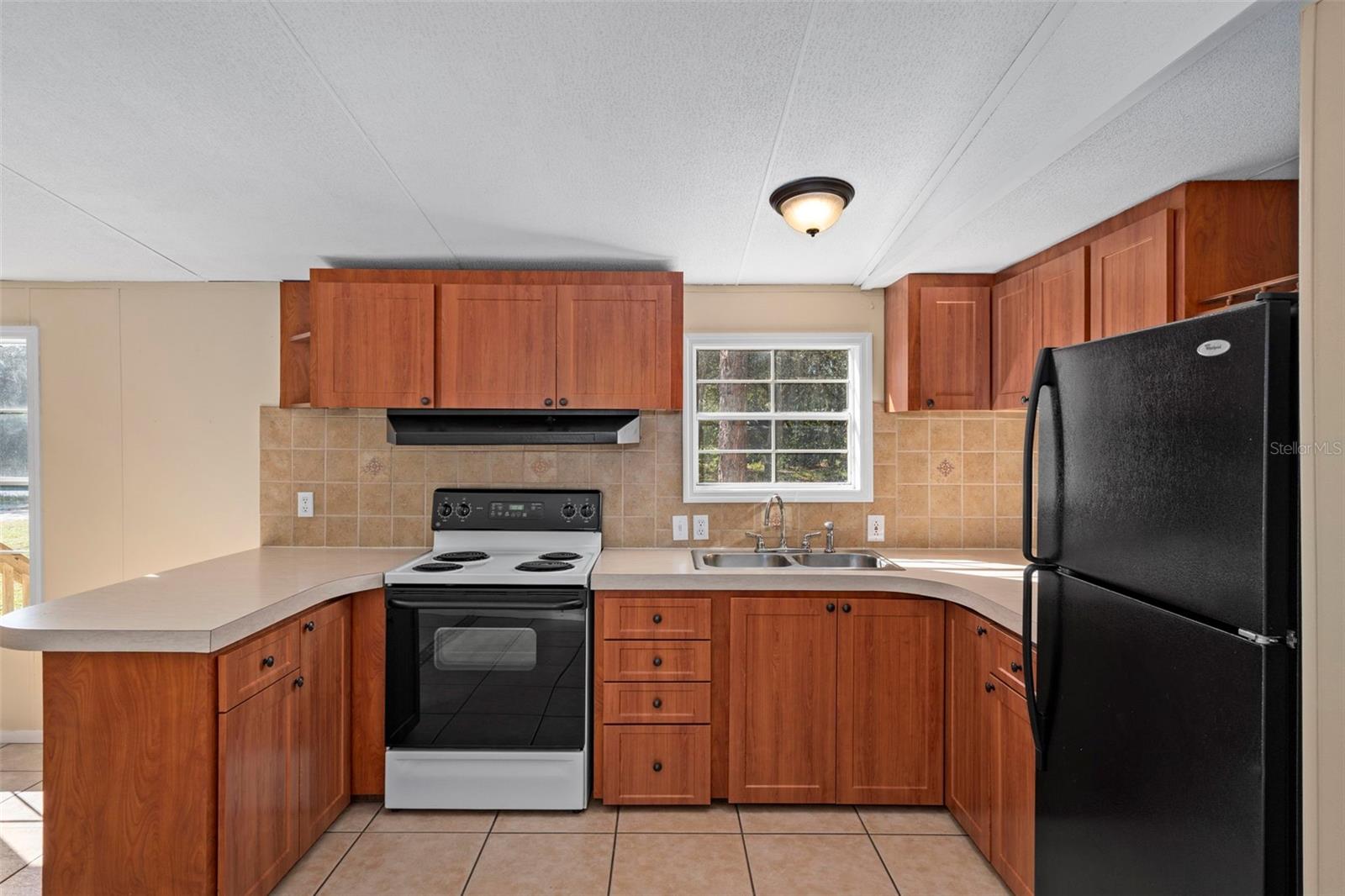 Image 10 of 37 For 4939 Foxhill Lane