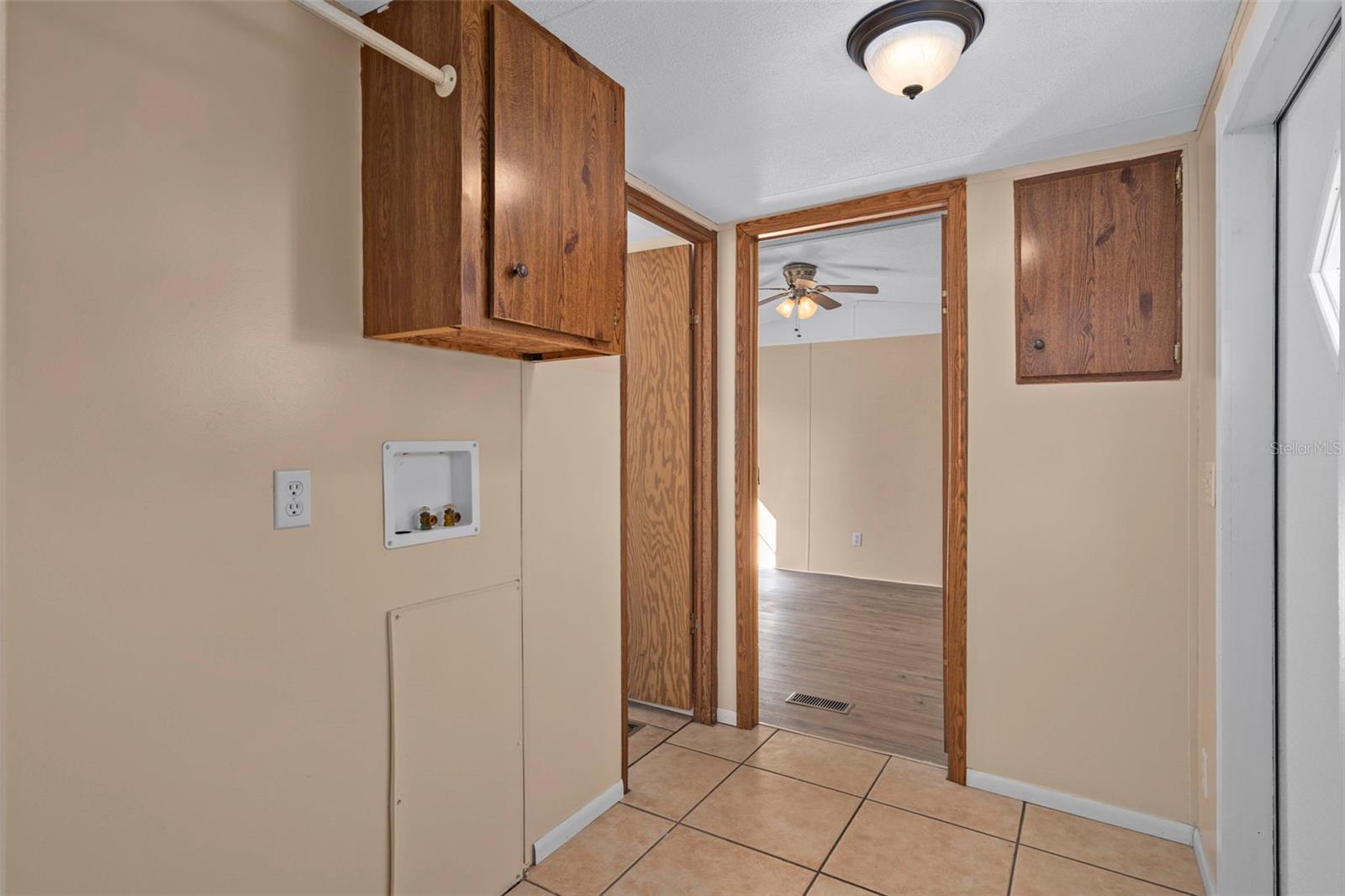 Image 11 of 37 For 4939 Foxhill Lane