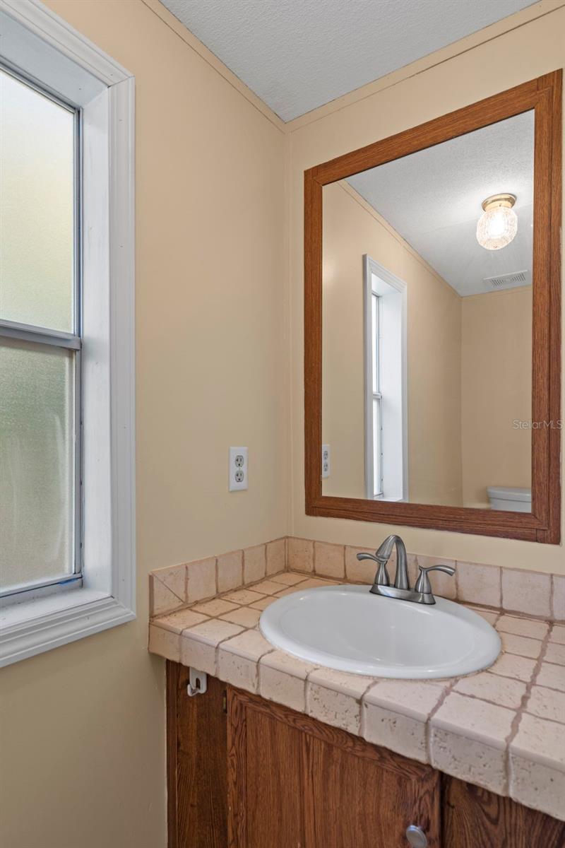 Image 21 of 37 For 4939 Foxhill Lane