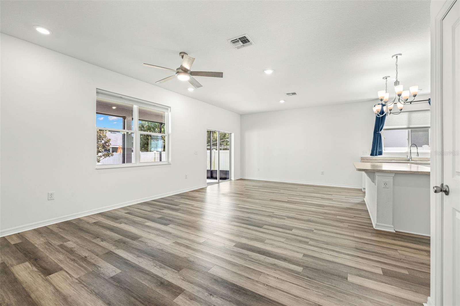 Image 12 of 29 For 7516 Ibis Drive