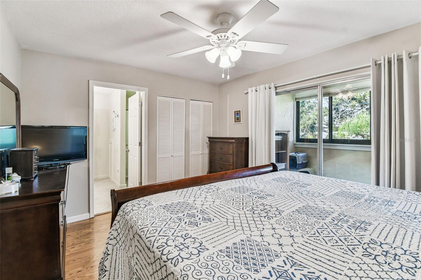 Image 19 of 53 For 424 Windrush Bay Drive